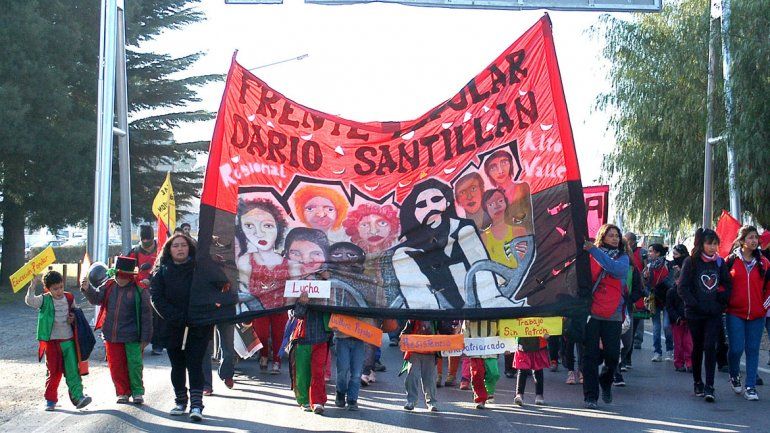 Organizaciones sociales marchan mañana a los puentes carreteros