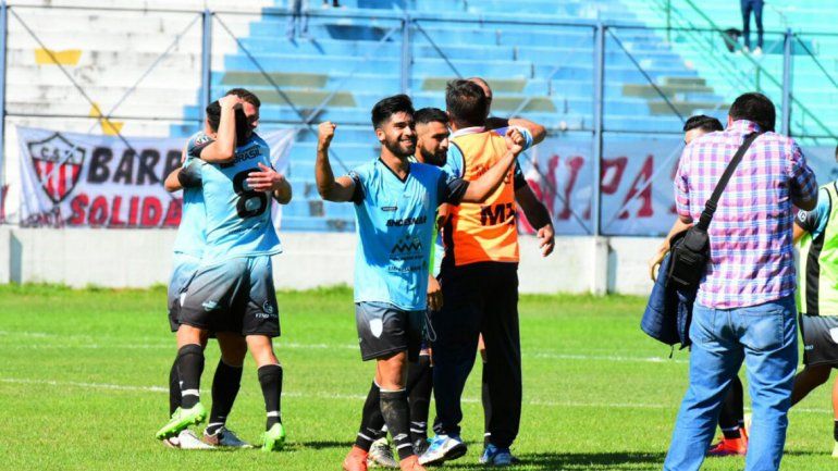 En Gutiérrez festejaron la reprogramación de la serie por parte del Tribunal.