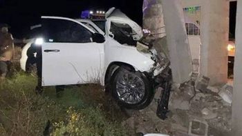 El cipoleño murió tras impactar contra la estructura de hormigón de un arco de bienvenida. Foto: gentileza. | LMCipolletti.com El cipoleño murió tras impactar contra la estructura de hormigón de un arco de bienvenida. Foto: gentileza.