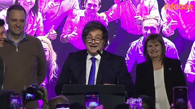 Hoy comienza la construcción de la Argentina grande, afirmó Javier Milei tras el triunfo de LLA | LMCipolletti.com Hoy comienza la construcción de la Argentina grande, afirmó Javier Milei tras el triunfo de LLA