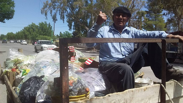 A Martín le sobran energías y empuje. Trabaja a los 83 años como si fuera un pibe.