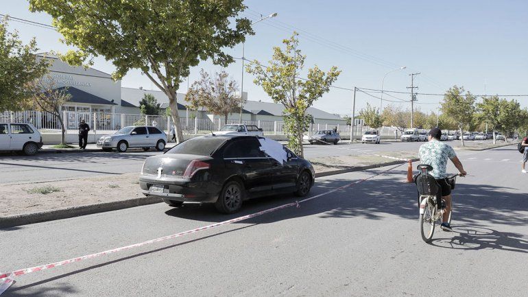 La Policía está atenta a una posible escalada de la violencia entre narcos y realiza permanentes controles. Ayer hallaron un revólver en un Citroën C4.  