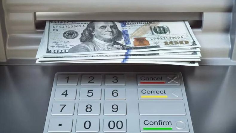El dólar en sus máximos, al borde de la banda de flotación