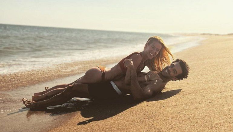 El romántico mensaje de Nicole Neumann a Manu Urcera por su primer aniversario