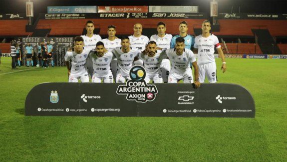 La camiseta alternativa de la marca nueva y propia de Cipo fue estrenada en Copa Argentina.