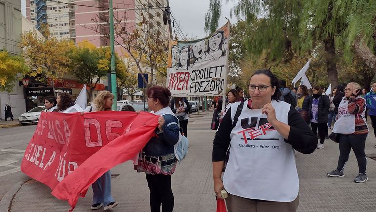 La seccional cipole&ntilde;a de Unter march&oacute; por el centro de la ciudad