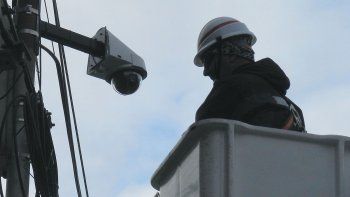 compran camaras para reconocer rostros y patentes