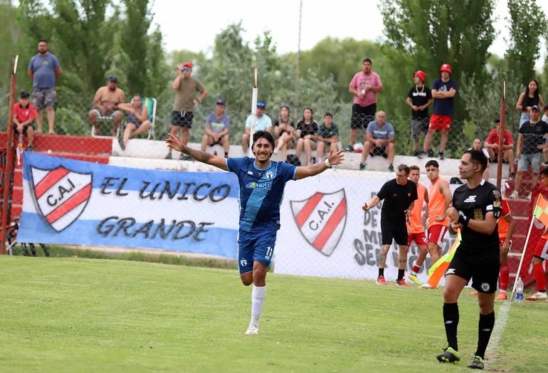 Yoel Juárez, figura de La Amistad y su ilusión de ascenso: El objetivo está y todos lo sabemos