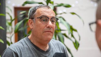 Javier Iud, titular de ARSA, aseguró que la mayoría de los municipios tienen deudas por el servicio.