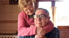 Irma y Carlos, nunca es tarde para el amor. Una historia tierna y romántica.