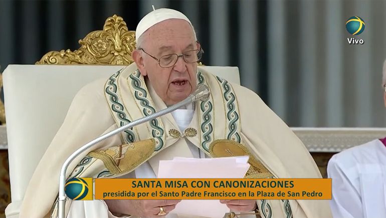 Pesatti le entregó al Papa manuscritos de Artémides Zatti