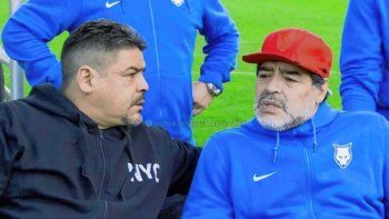 Hugo Maradona junto a su hermano Diego hace un tiempo. Hugo Maradona junto a su hermano Diego hace un tiempo.