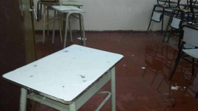 Unter denunció el mal estado  de las escuelas en la ciudad
