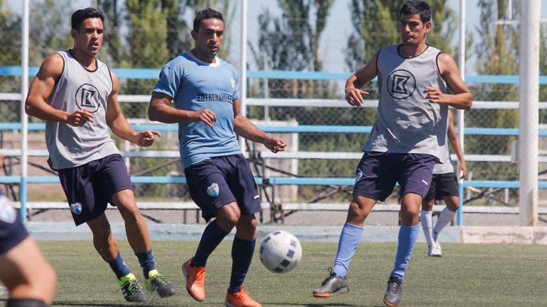La Amistad vuelve a casa para defender la punta del Amateur