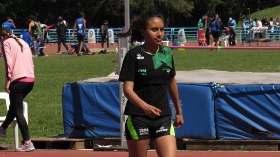 Julia Mon ganó la medalla de plata en los Juegos Evita
