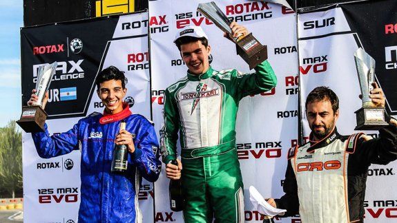 Riquelme, Samcov y Mackenzie, el podio de la categoría Senior Rotax.