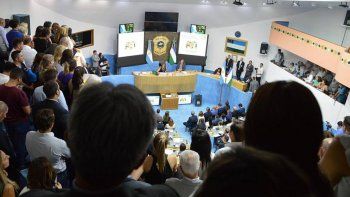 arabela carreras abre el periodo de sesiones