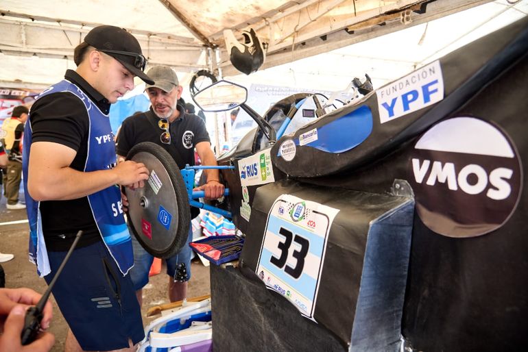 Con el apoyo de VMOS