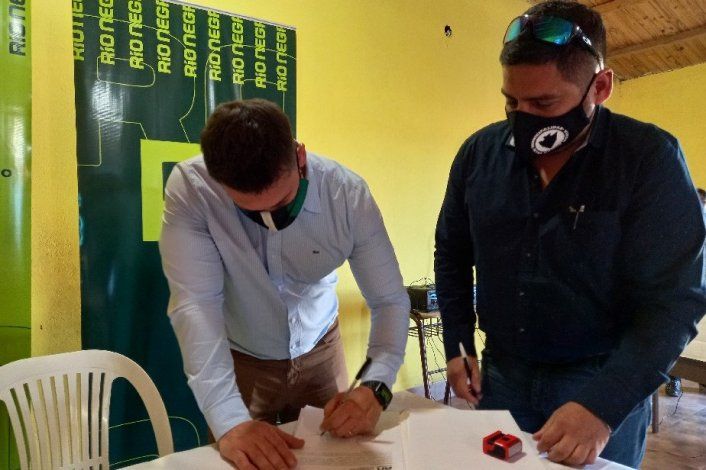 Con la firma