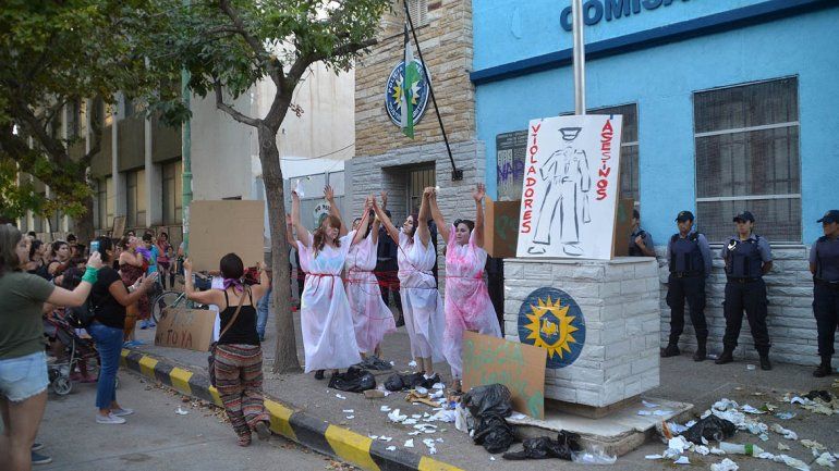 Las cipoleñas coparon las calles y alzaron la voz en el #8M