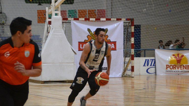 Cipo se prepara para jugar la final del 3x3