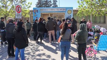 Protesta Escuela 36 B.jpg