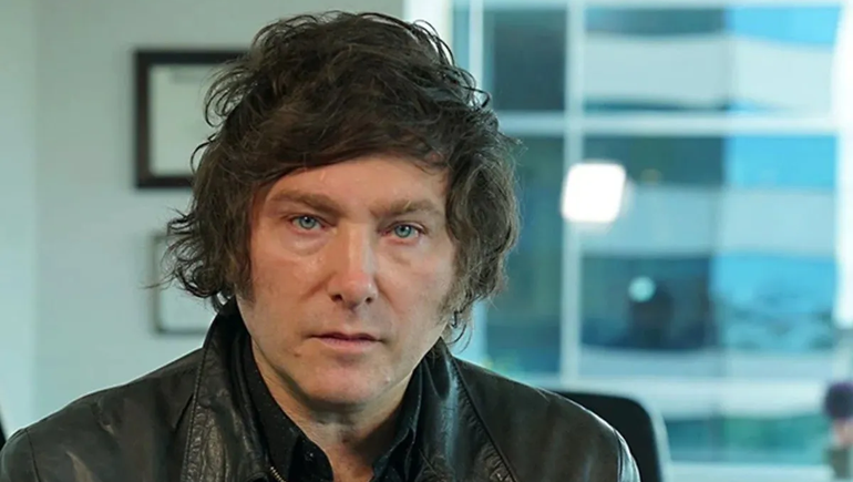 Javier Milei le contestó a Cristina tras sus críticas a la dolarización