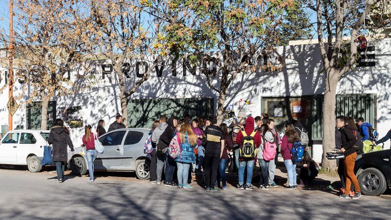 Víctima de acoso en el CEM 76 no recibe respuestas