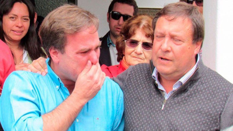 El intendente de El Bolsón lloró al recuperar el edificio municipal