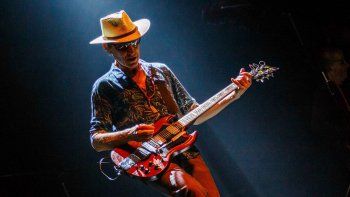 Skay Beilinson, ex guitarrista de los Redondos, vuelve a Cipolletti.