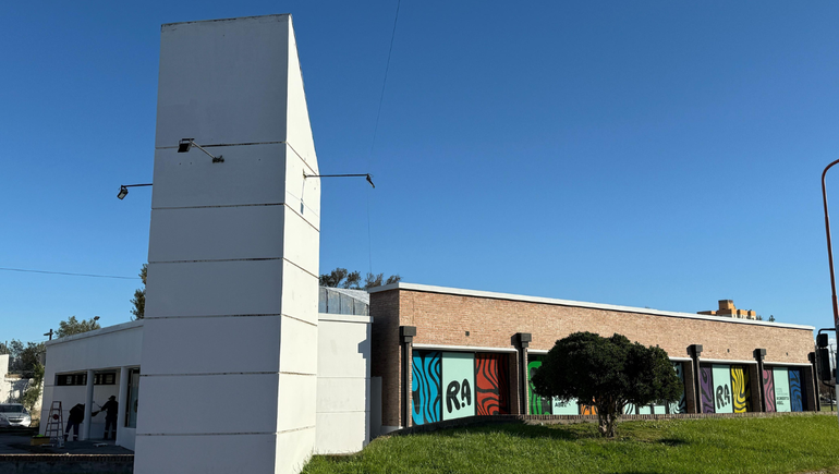 El Centro Cultural Roberto Abel cuenta con m&aacute;s de 450 metros cuadrados.