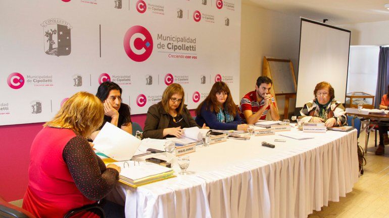 Arrancó hoy en comisión el polémico debate para declarar a Cipolletti una ciudad antiaborto