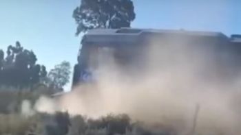 insolito video: un nene filmo el impactante accidente de un tren