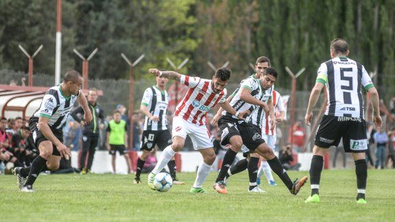 Cipolletti no pierde como visitante ante Independiente desde hace 31 años.