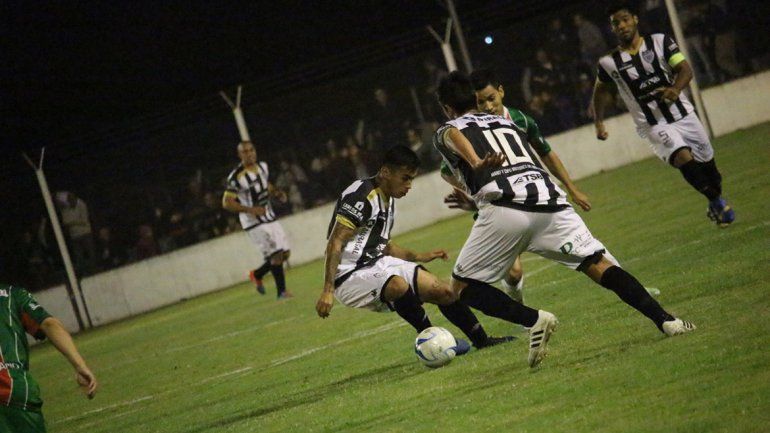 El Albinegro sigue último. Agropecuario