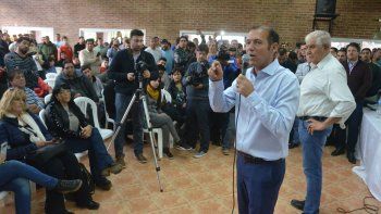 provincia decreto dos dias de duelo y el mpn suspendio su campana