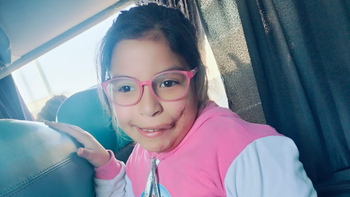 Jade, la niña de 8 años que vive en Cipolletti y que necesita la colaboración de todos para su recuperación en el Garrahan.