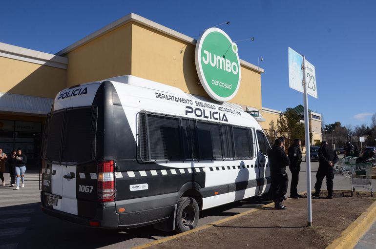 Robos a comercios: hay 24 detenidos y 4 vehículos secuestrados