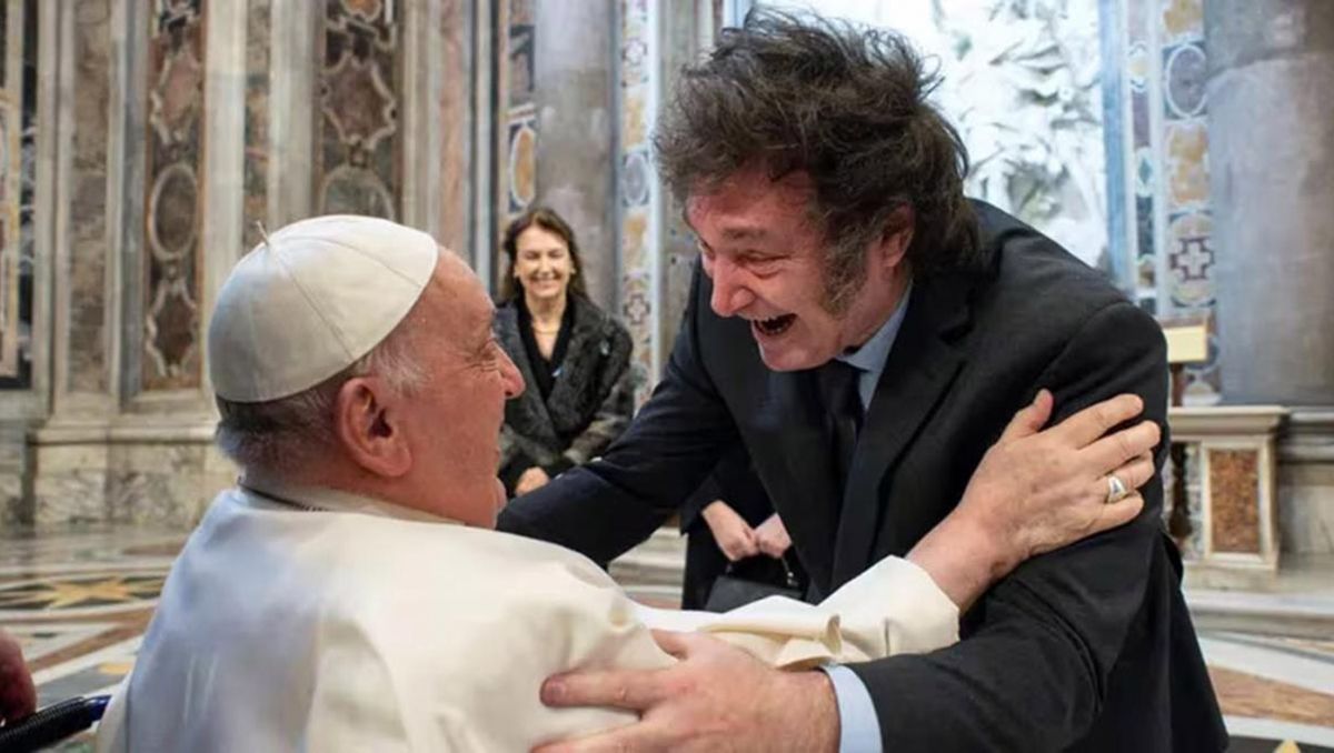 Milei participó de la canonización a Mama Antula