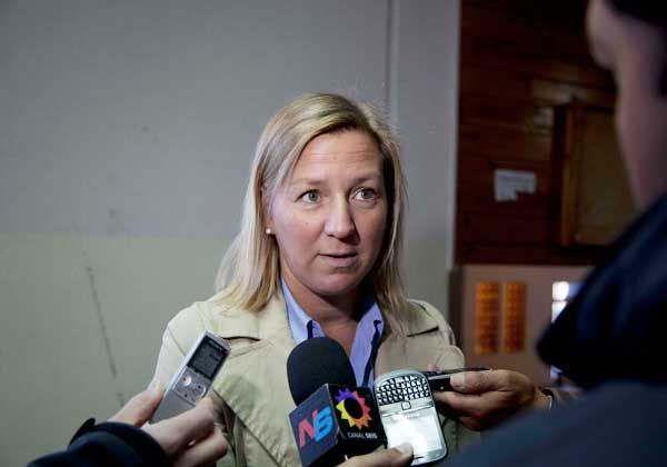 Aplastante mayoría revocó a Goye