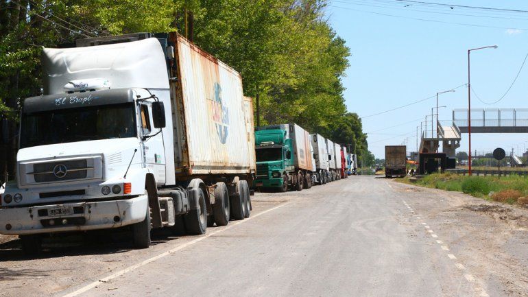Los camiones comenzarán a viajar al puerto la próxima semana.