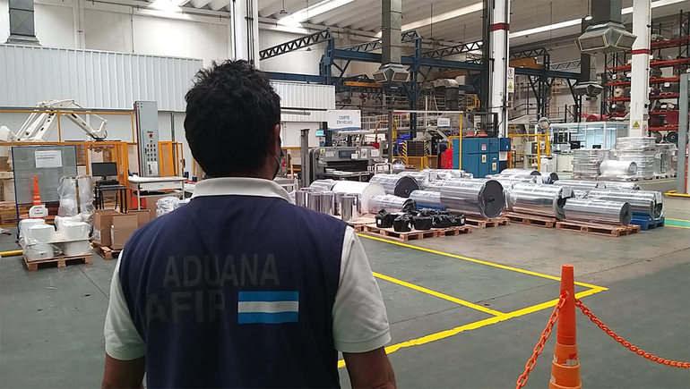 La Aduana denunció a 18 importadores por irregularidades millonarias