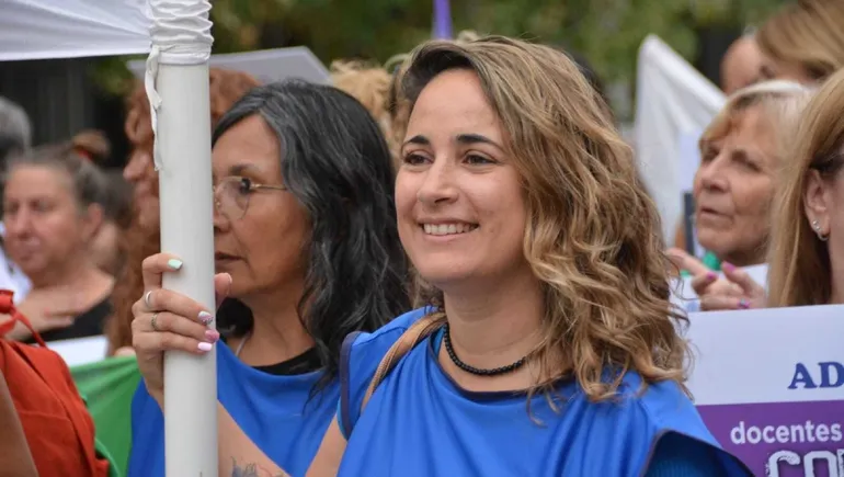 La secretaria general de Adunc, Silvia Brouchoud, anticipó la posibilidad de medidas de fuerza contundentes en la región y todo el país.