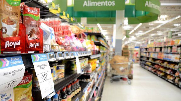 Los supermercados cumplen con la quita del IVA dispuesta por Nación