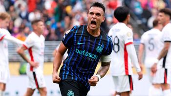 Lautaro Martínez improvisó una chilena para el empate parcial.