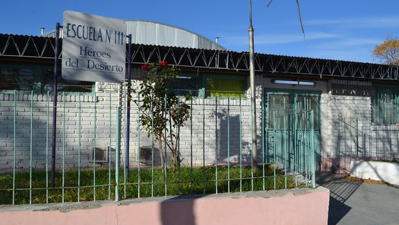 La escuela primaria 111 de Cipolletti tuvo que ser evacuada por pérdida de gas.