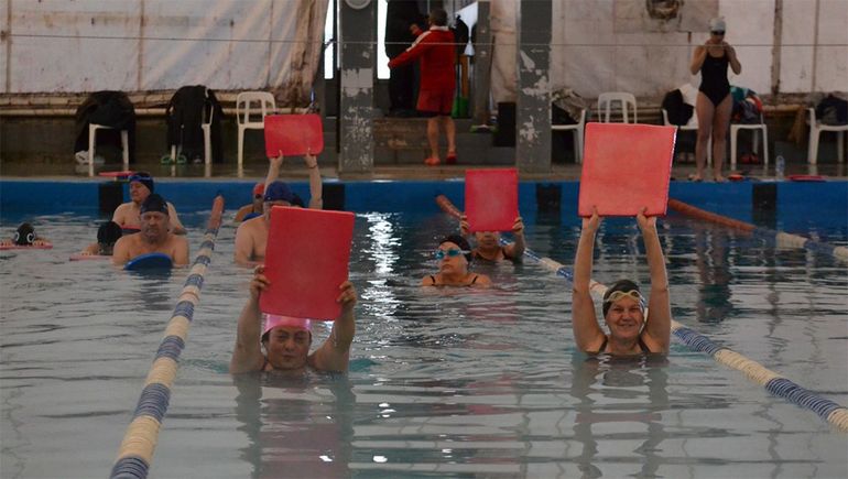 Abren la preinscripción para las clases de natación municipal