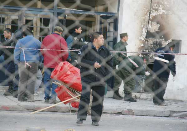 La explosión de una bomba causó la muerte de empleado municipal