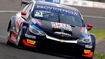 Urcera cortó la mala racha y subió al podio en la carrera clasificatoria del Súper TC2000