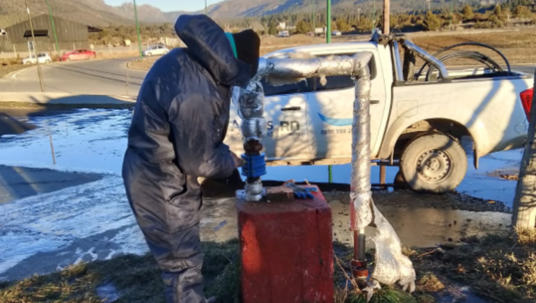 ARSA también trabaja en distintos puntos de la provincia para garantizar el suministro de agua.